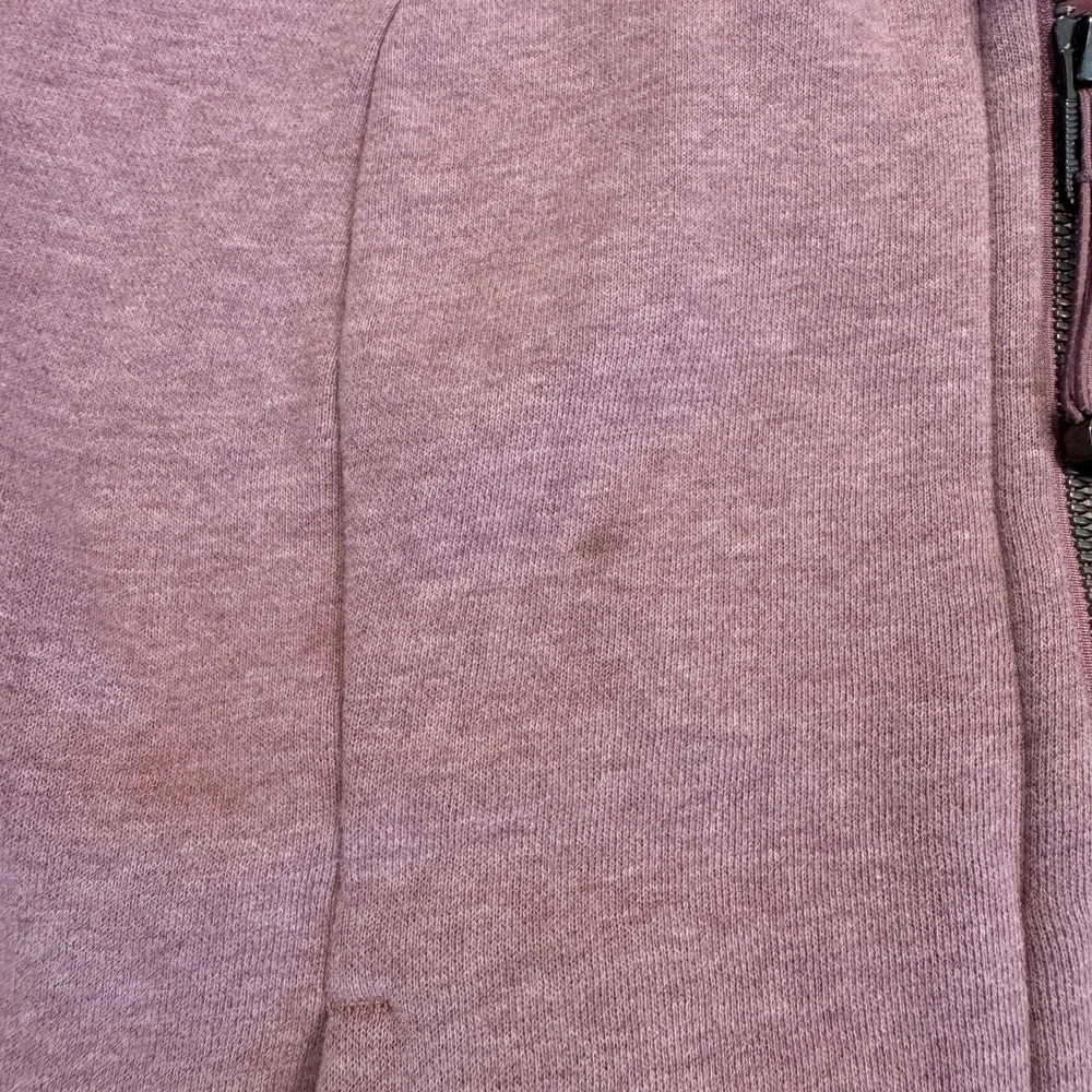 lululemon athletica nice sweatshirt
